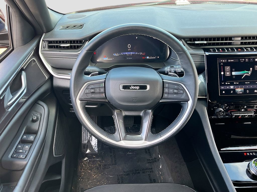 Used 2022 Jeep Grand Cherokee Altitude image 21