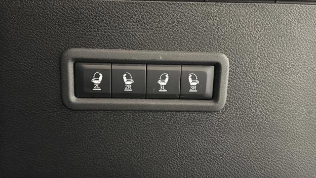 Used 2024 Jeep Wagoneer Series II w/ Convenience Group I image 42