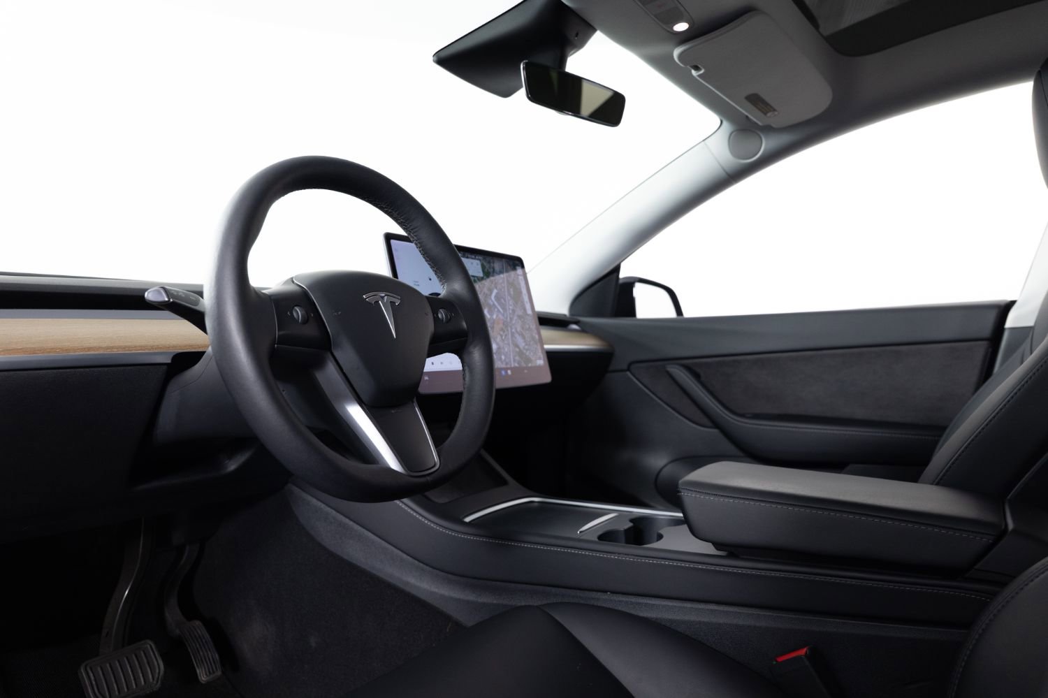 Used 2021 Tesla Model Y Long Range image 14