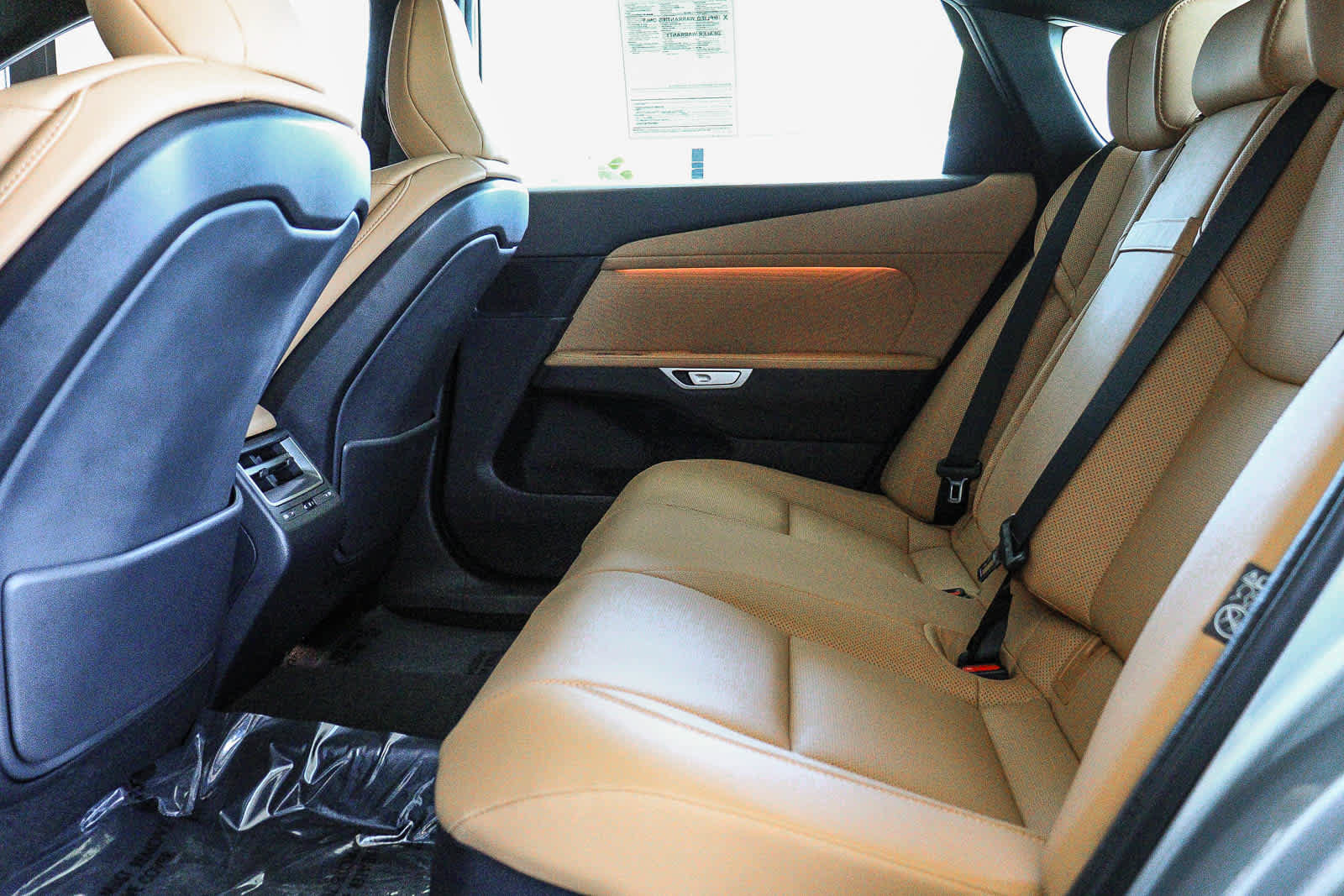 New 2026 Lexus ES 500e AWD/4WD image 17