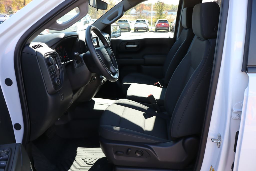 Used 2025 Chevrolet Silverado 1500 Custom Trail Boss w/ Turbomax Blackout Package image 26