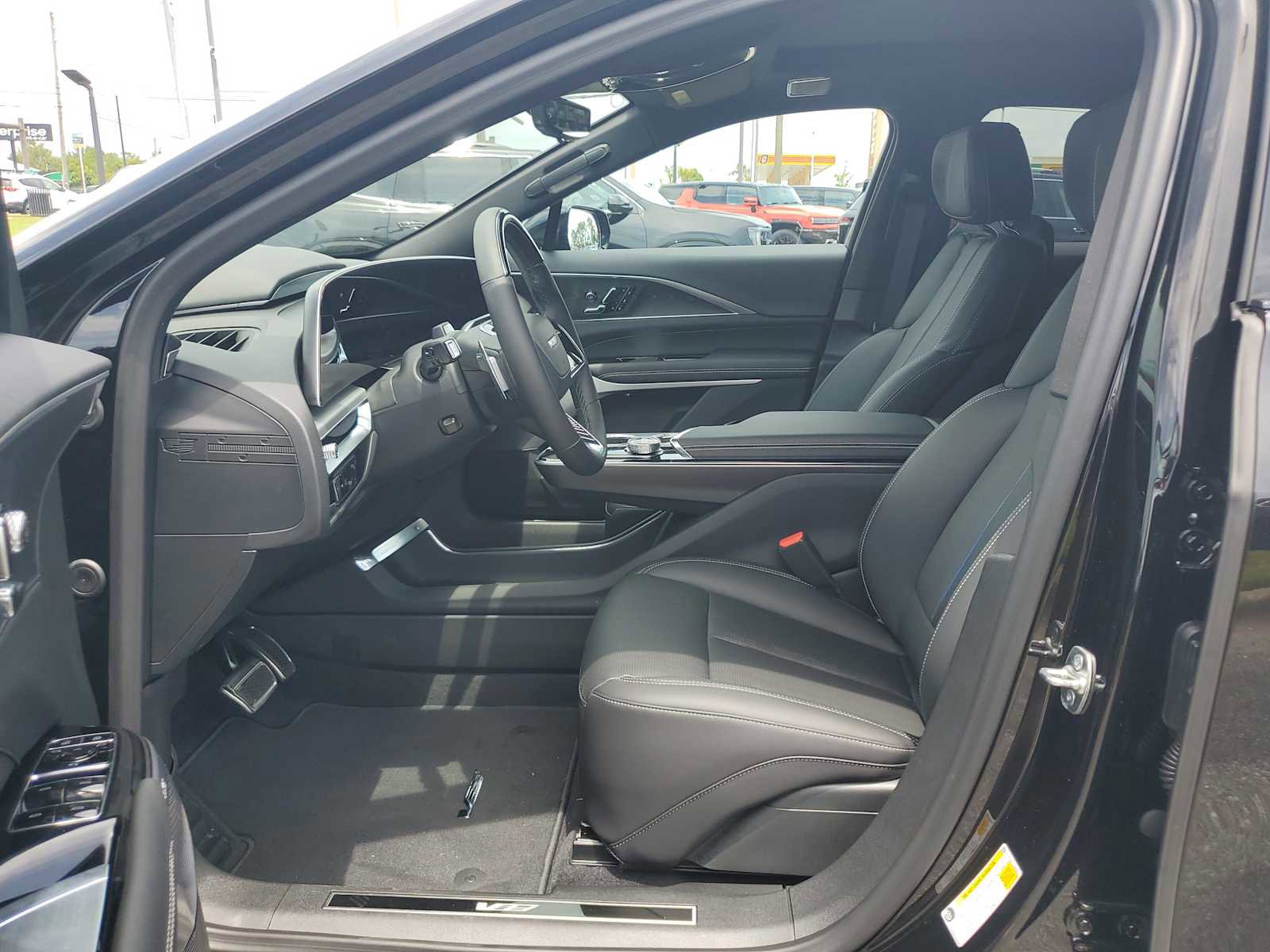 New 2026 Cadillac Lyriq V image 13