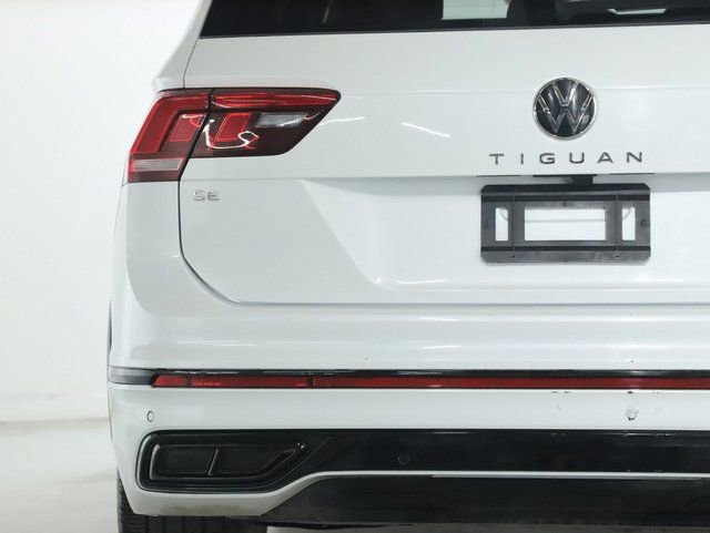 Used 2024 Volkswagen Tiguan SE R-Line AWD/4WD image 46