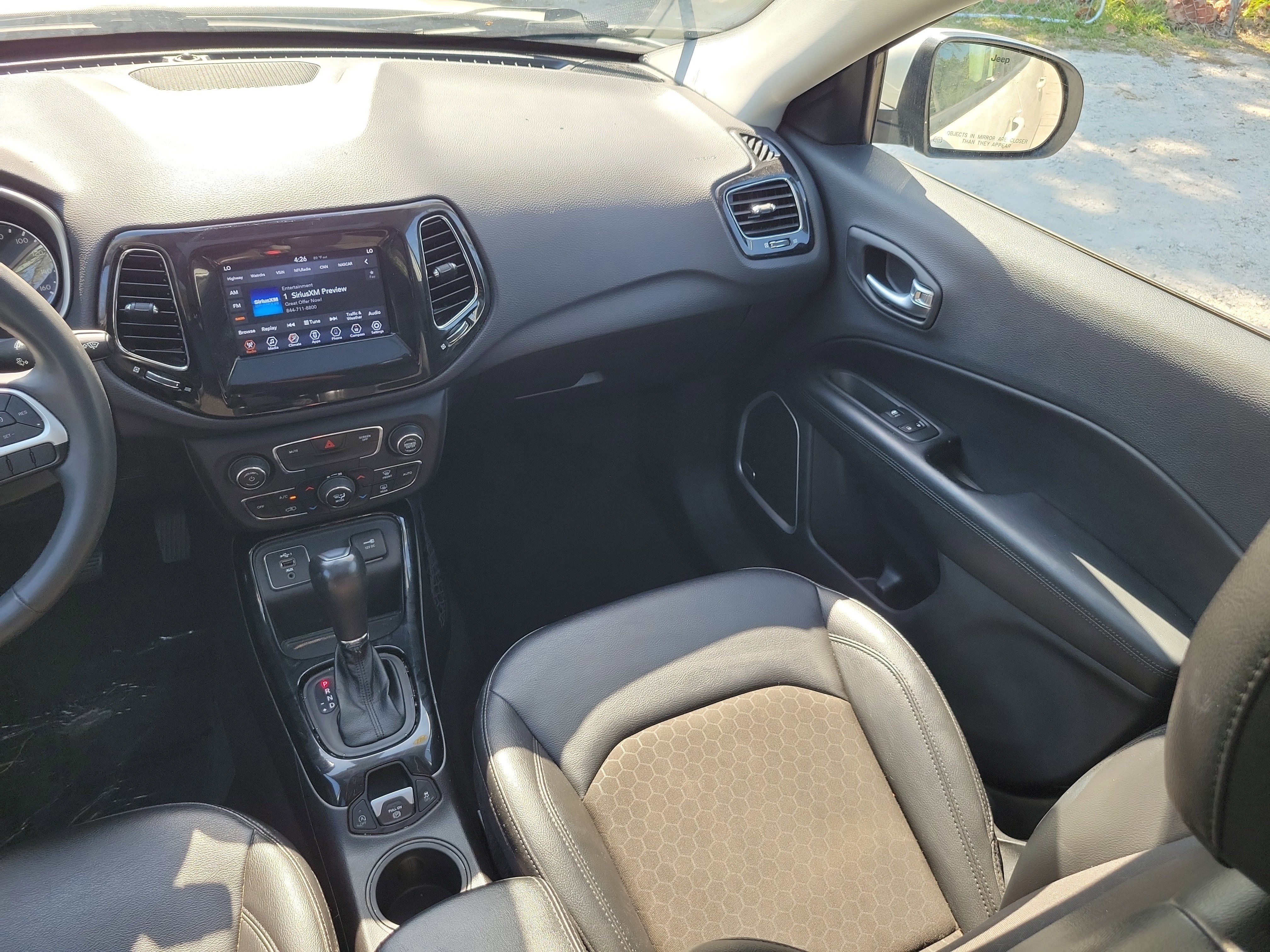 Used 2021 Jeep Compass Altitude w/ Sun and Sound Group image 13