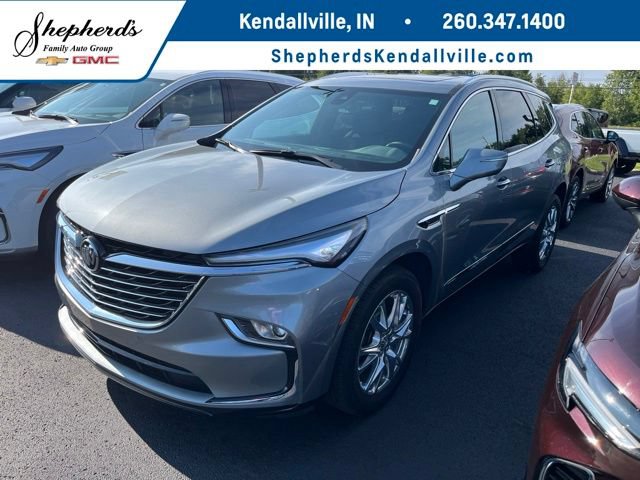 Used 2024 Buick Enclave Essence w/ Experience Buick Package AWD/4WD image 1