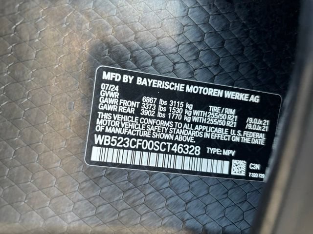 Used 2025 BMW iX xDrive50 AWD/4WD image 19