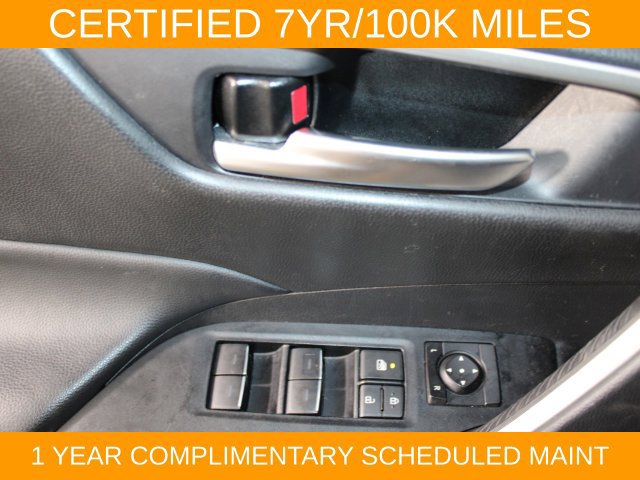 Used 2025 Toyota RAV4 XLE AWD/4WD image 15