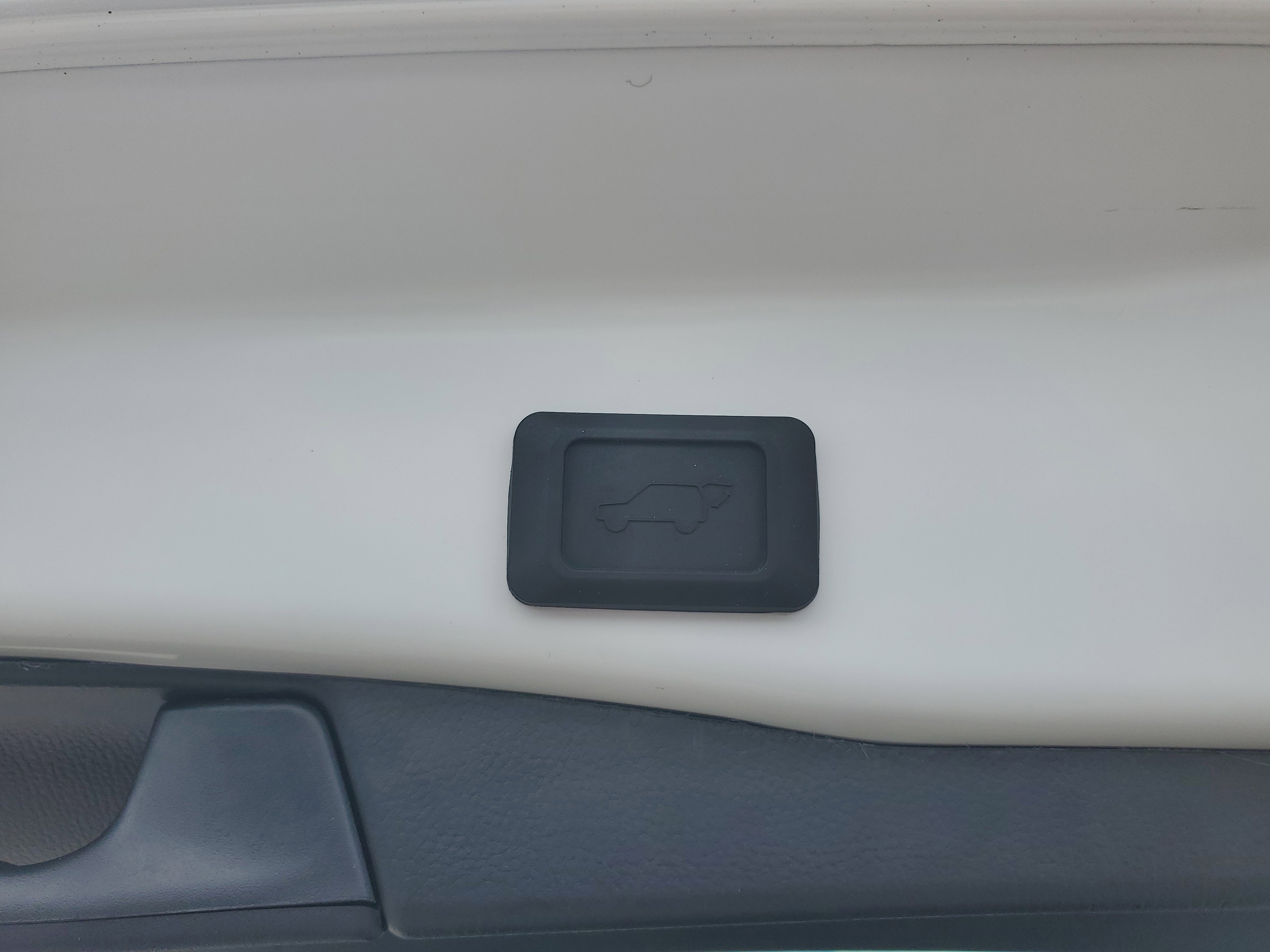 Used 2024 Toyota RAV4 XLE image 14