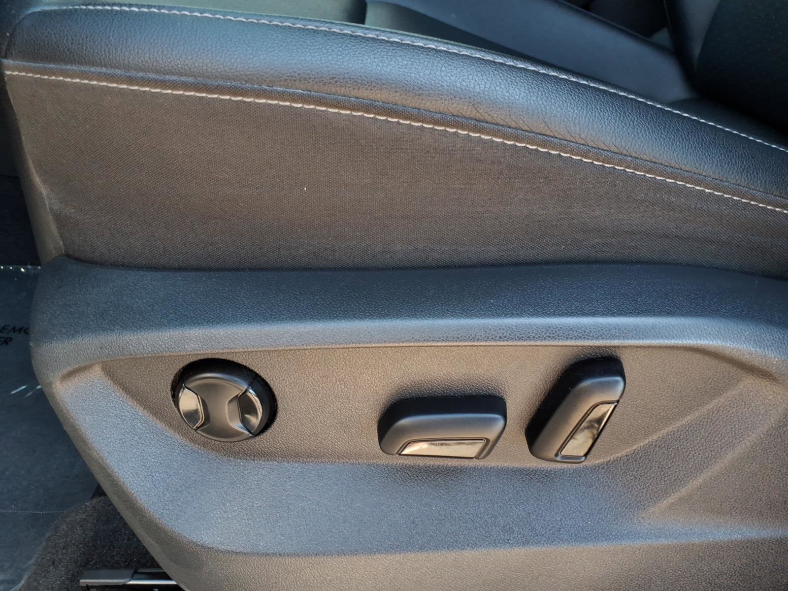 Used 2019 Volkswagen Atlas SE image 22