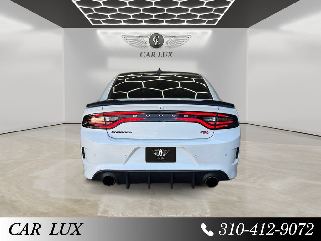 Used 2015 Dodge Charger R/T Scat Pack w/ Technology Group RWD image 4