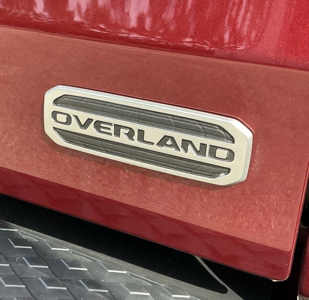 Used 2021 Jeep Gladiator Overland image 23