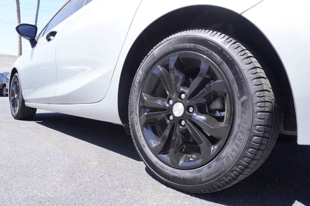 Used 2019 Chevrolet Cruze LT w/ Convenience Package image 6
