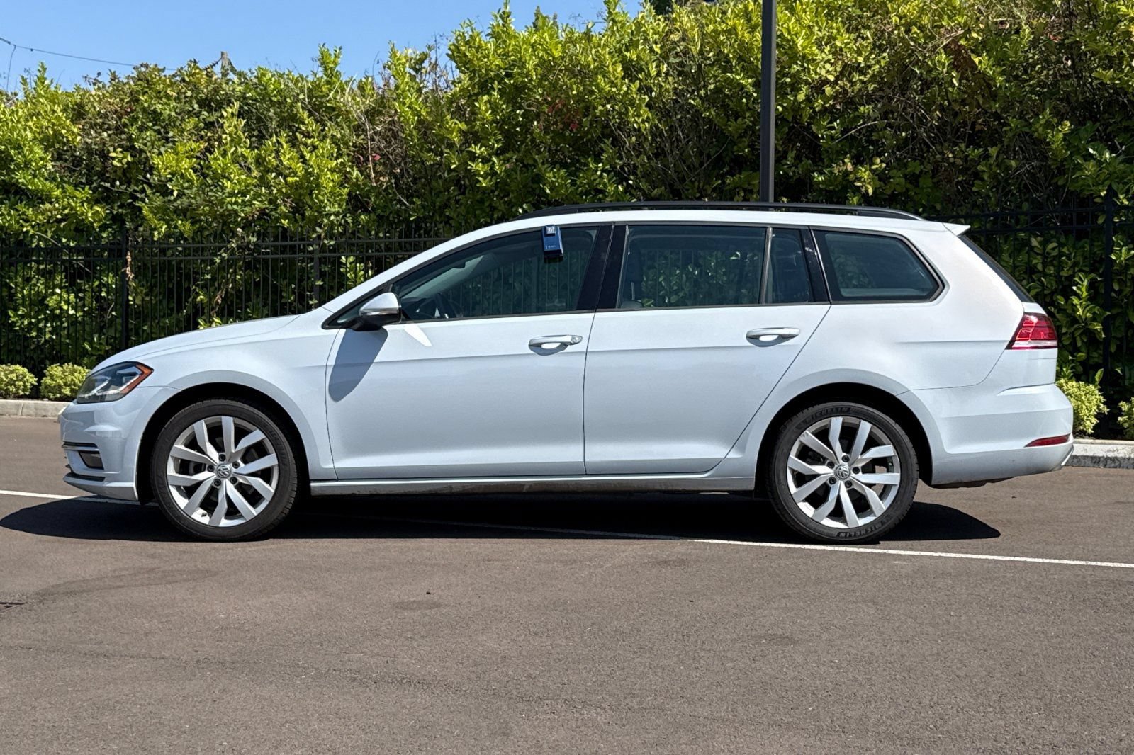 Used 2019 Volkswagen Golf S FWD image 7