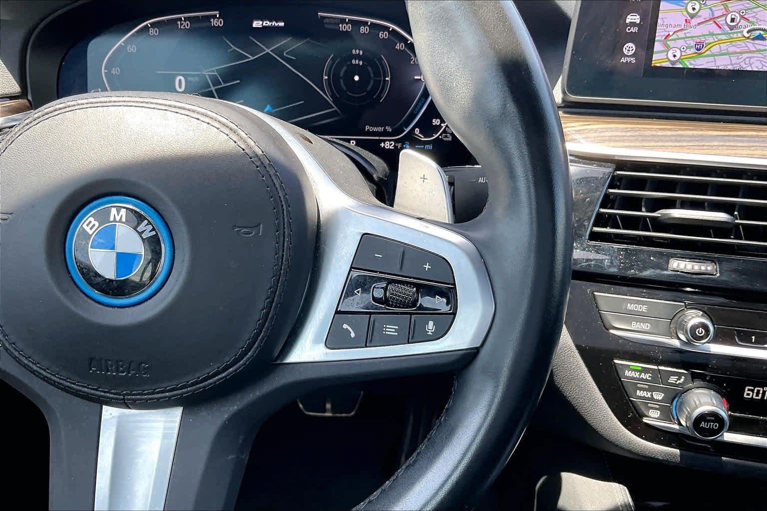 Used 2023 BMW 530e w/ M Sport Package RWD image 25