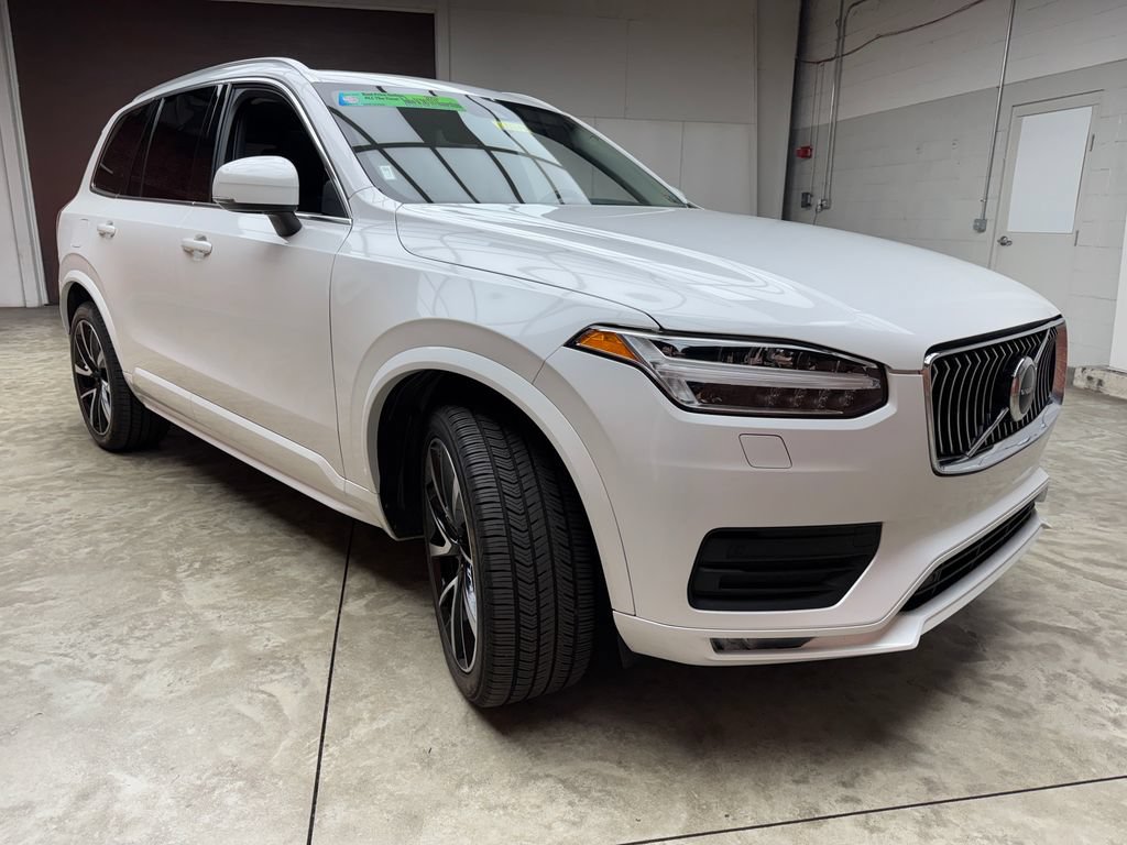 Used 2021 Volvo XC90 T6 Momentum w/ Climate Package AWD/4WD image 7