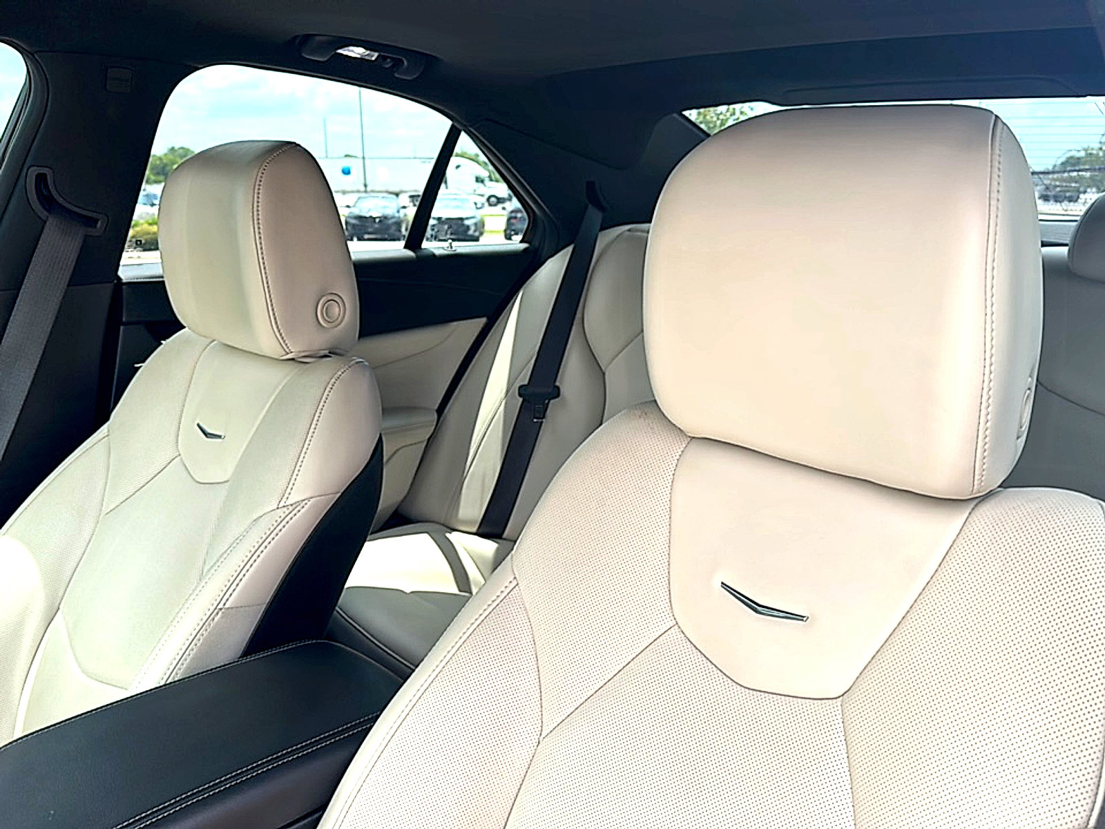 Used 2023 Cadillac CT4 Premium Luxury w/ Climate Package RWD image 7