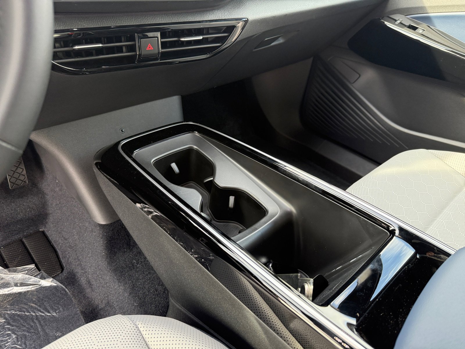 New 2026 Volkswagen ID.4 Pro S RWD image 13