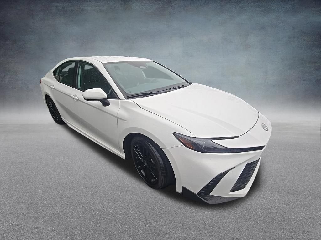 Used 2025 Toyota Camry SE FWD image 10