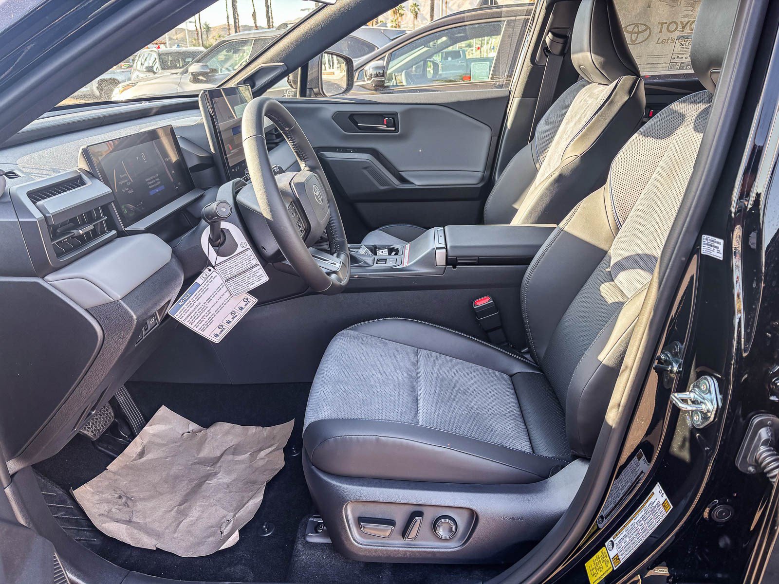 New 2026 Toyota RAV4 XSE AWD/4WD image 20