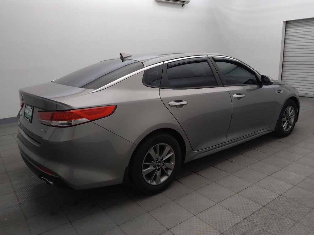 Used 2016 Kia Optima LX w/ Technology Package FWD image 10