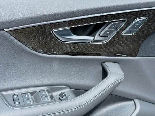 New 2026 Audi Q8 Prestige AWD/4WD image 22