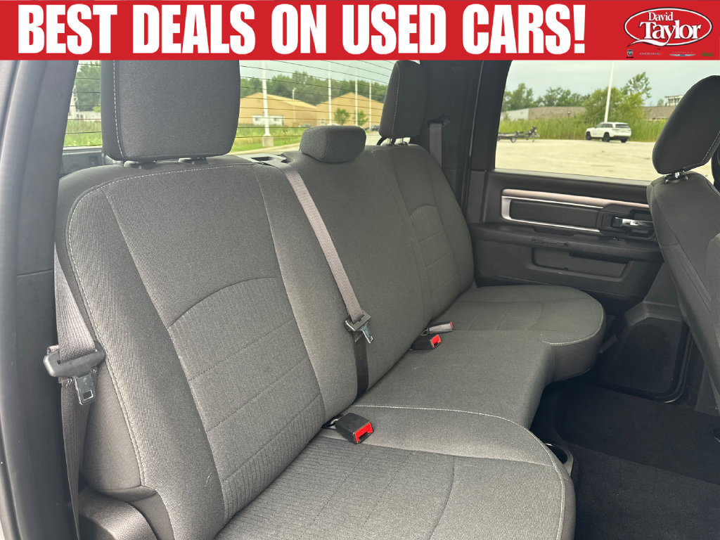 Used 2024 RAM 1500 Warlock AWD/4WD image 31