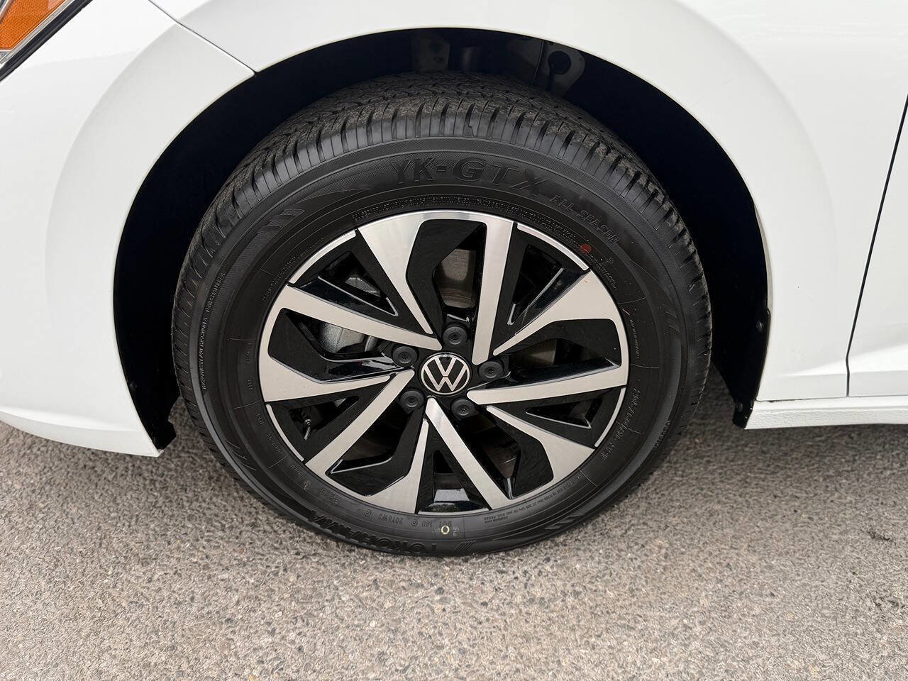 Used 2023 Volkswagen Jetta S image 21