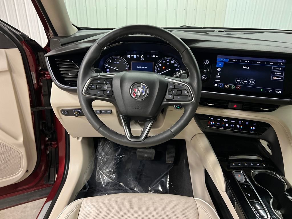 Used 2021 Buick Envision Avenir w/ Technology Package II image 18