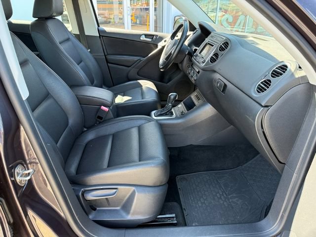 Used 2016 Volkswagen Tiguan S AWD/4WD image 22