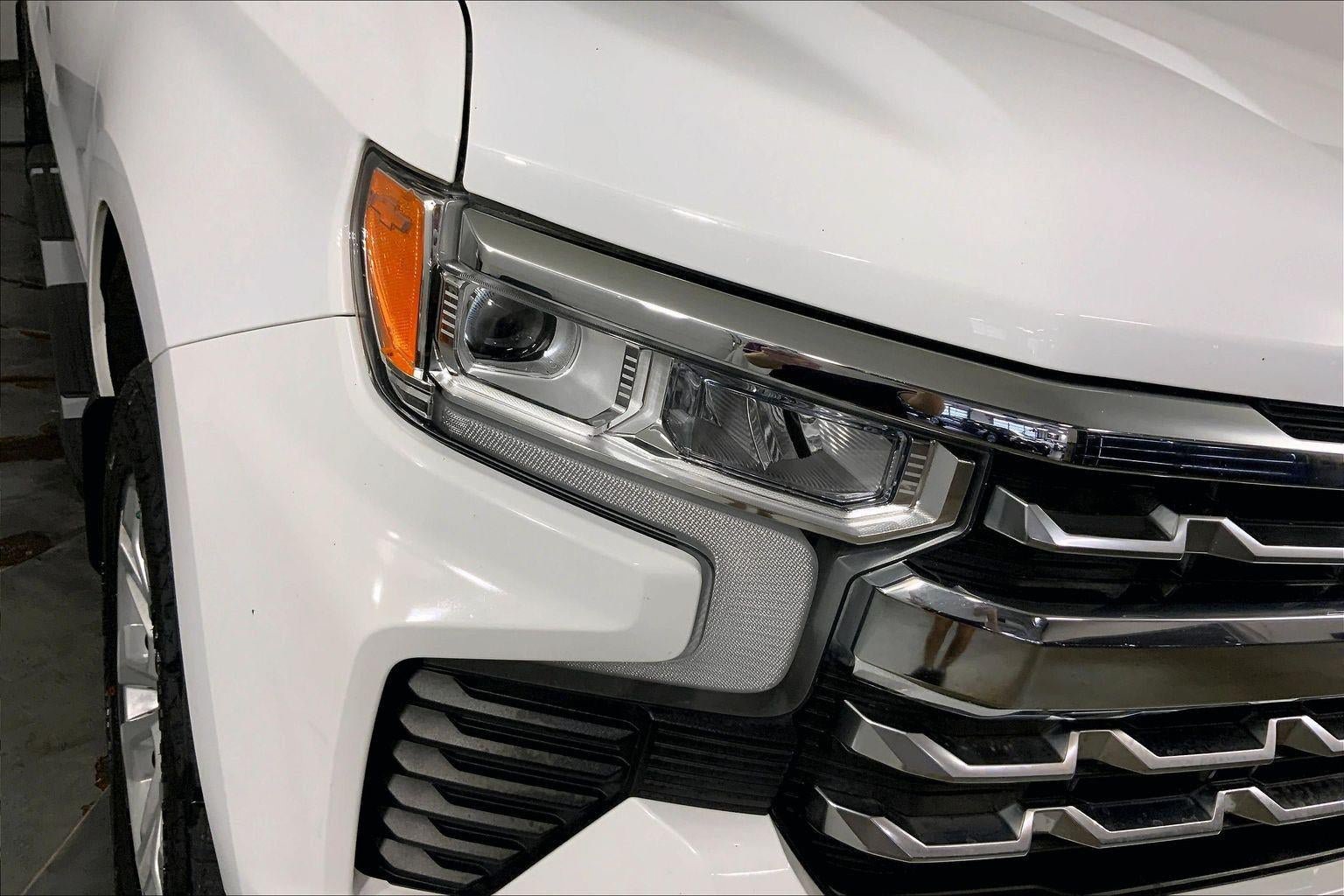 Used 2022 Chevrolet Silverado 1500 LTZ AWD/4WD image 26