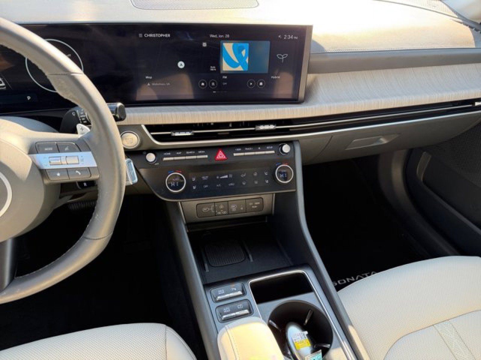 Used 2025 Hyundai Sonata Limited FWD image 14