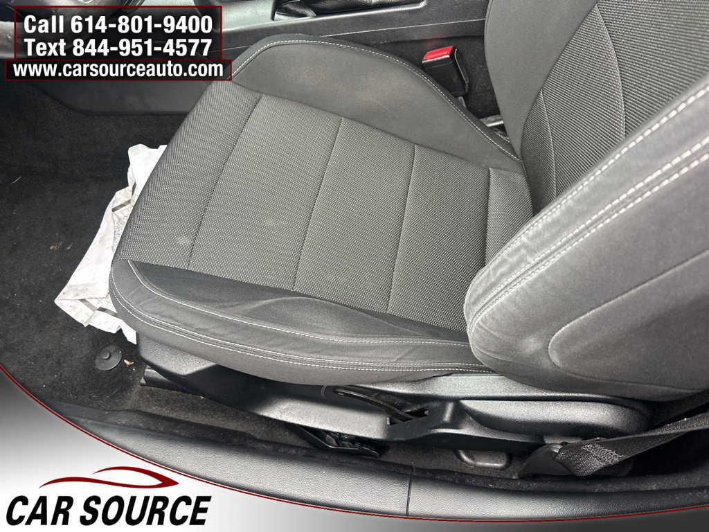 Used 2017 Ford Mustang Coupe image 9