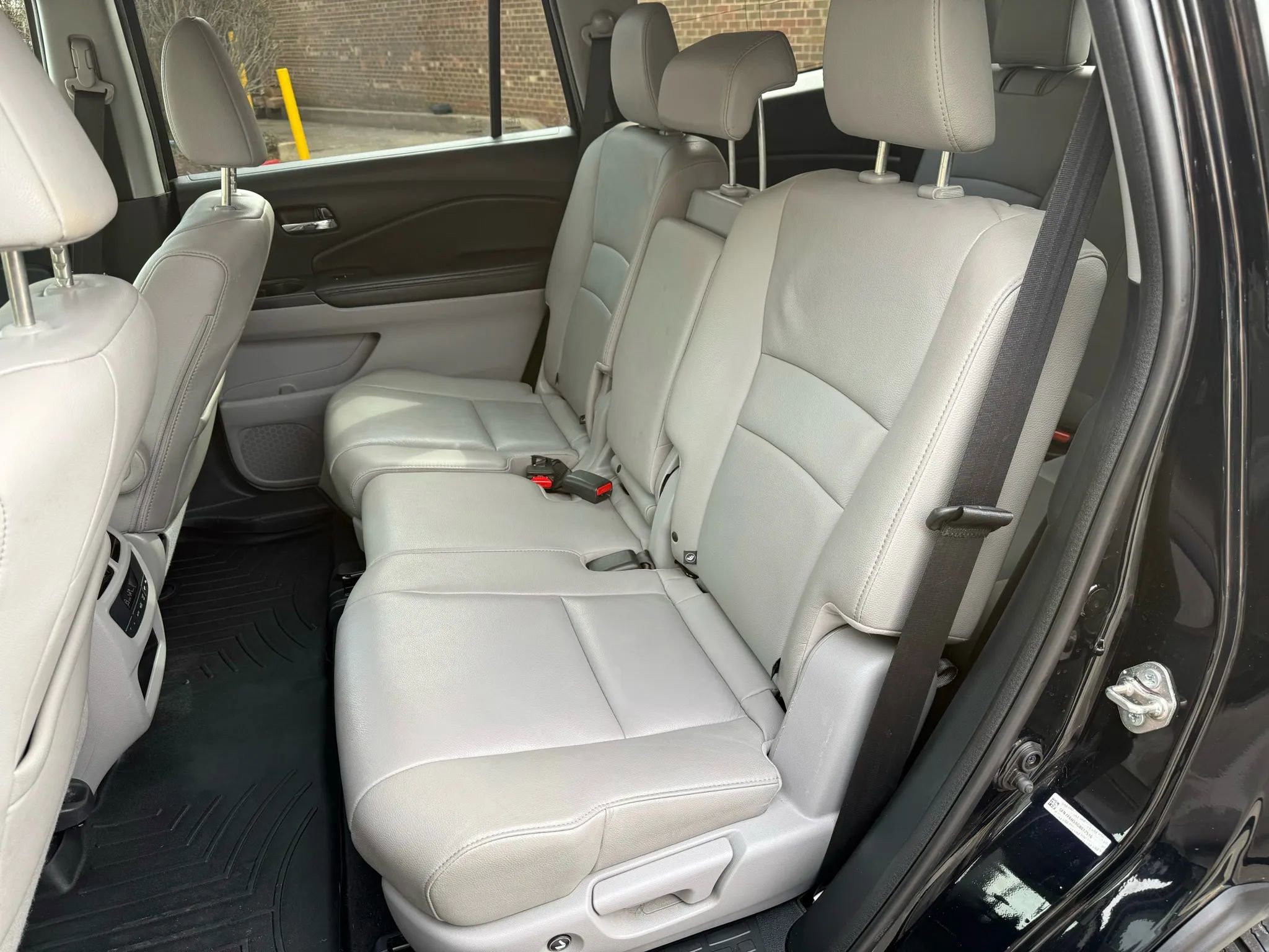 Used 2016 Honda Pilot EX-L image 19