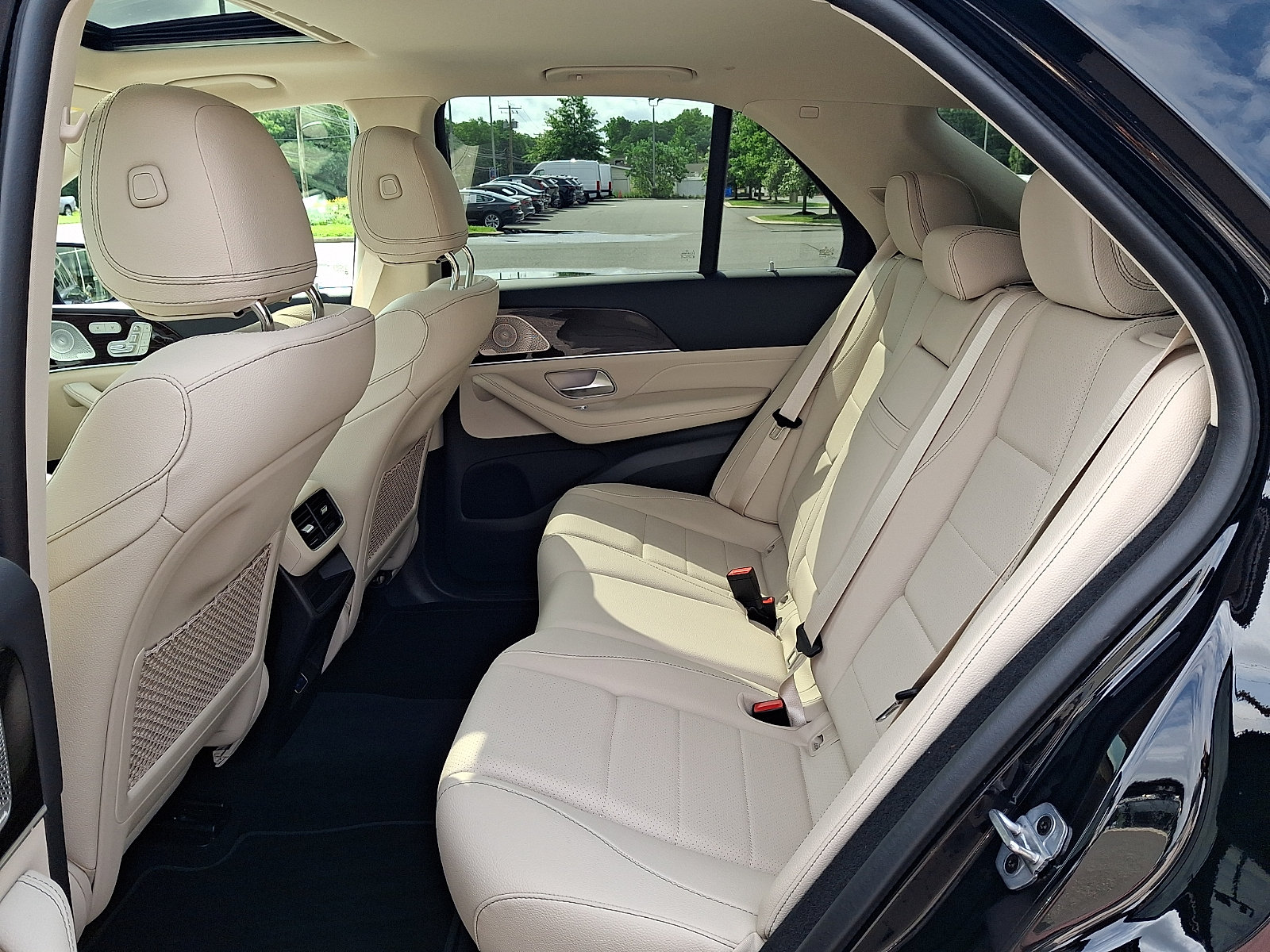 Used 2026 Mercedes-Benz GLE 350 4MATIC image 10