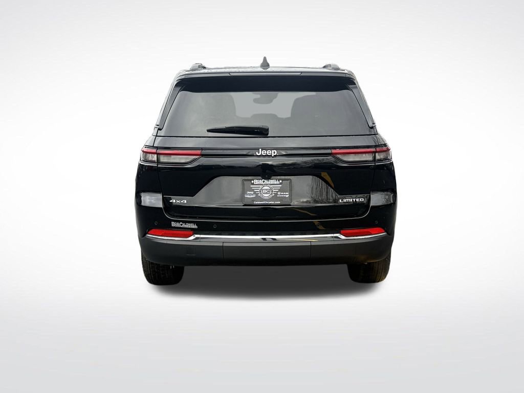 Used 2024 Jeep Grand Cherokee Limited w/ Trailer Tow Package image 7