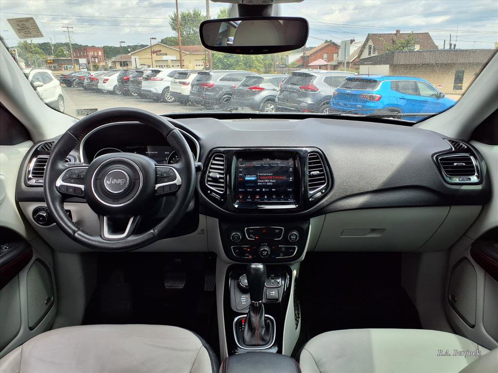 Used 2018 Jeep Compass Limited w/ Navigation Group image 8