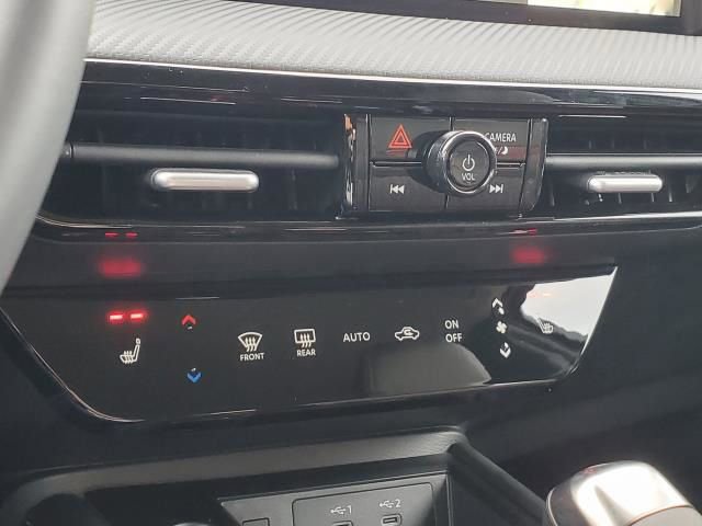 New 2026 Nissan Kicks SR image 28