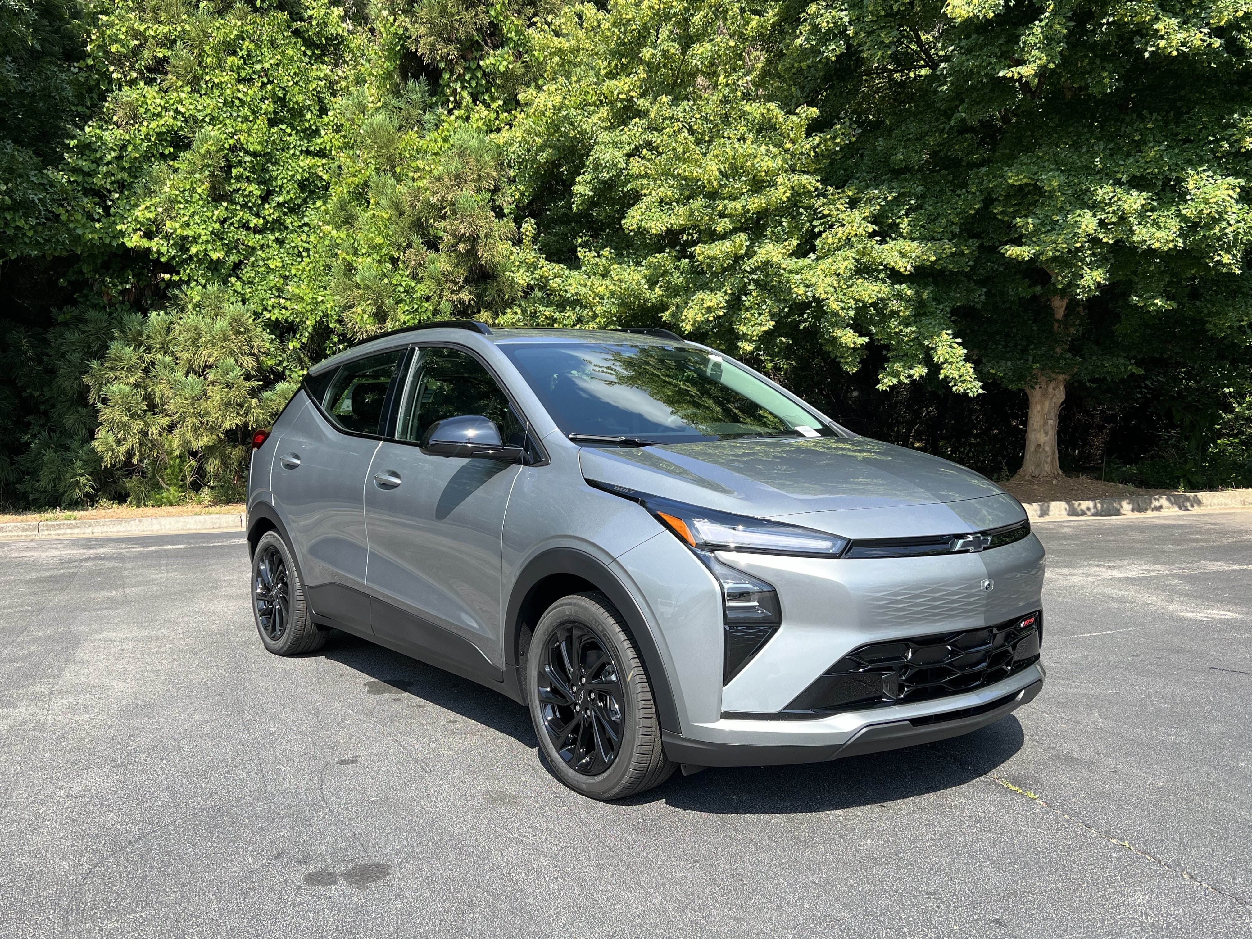 New 2027 Chevrolet Bolt RS w/ Technology Package FWD video 2