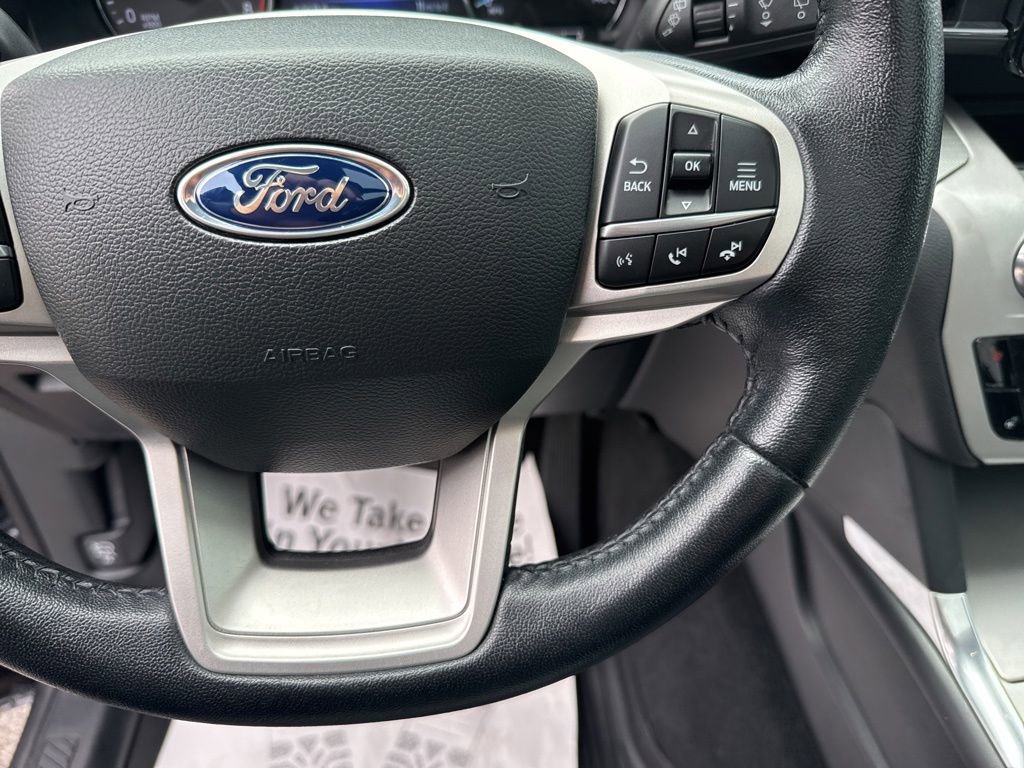 Used 2023 Ford Explorer XLT w/ Equipment Group 202A AWD/4WD image 15