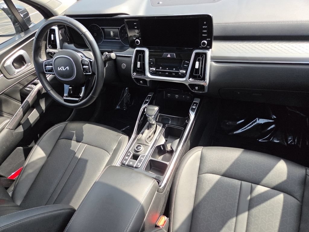 Used 2022 Kia Sorento SX AWD/4WD image 29