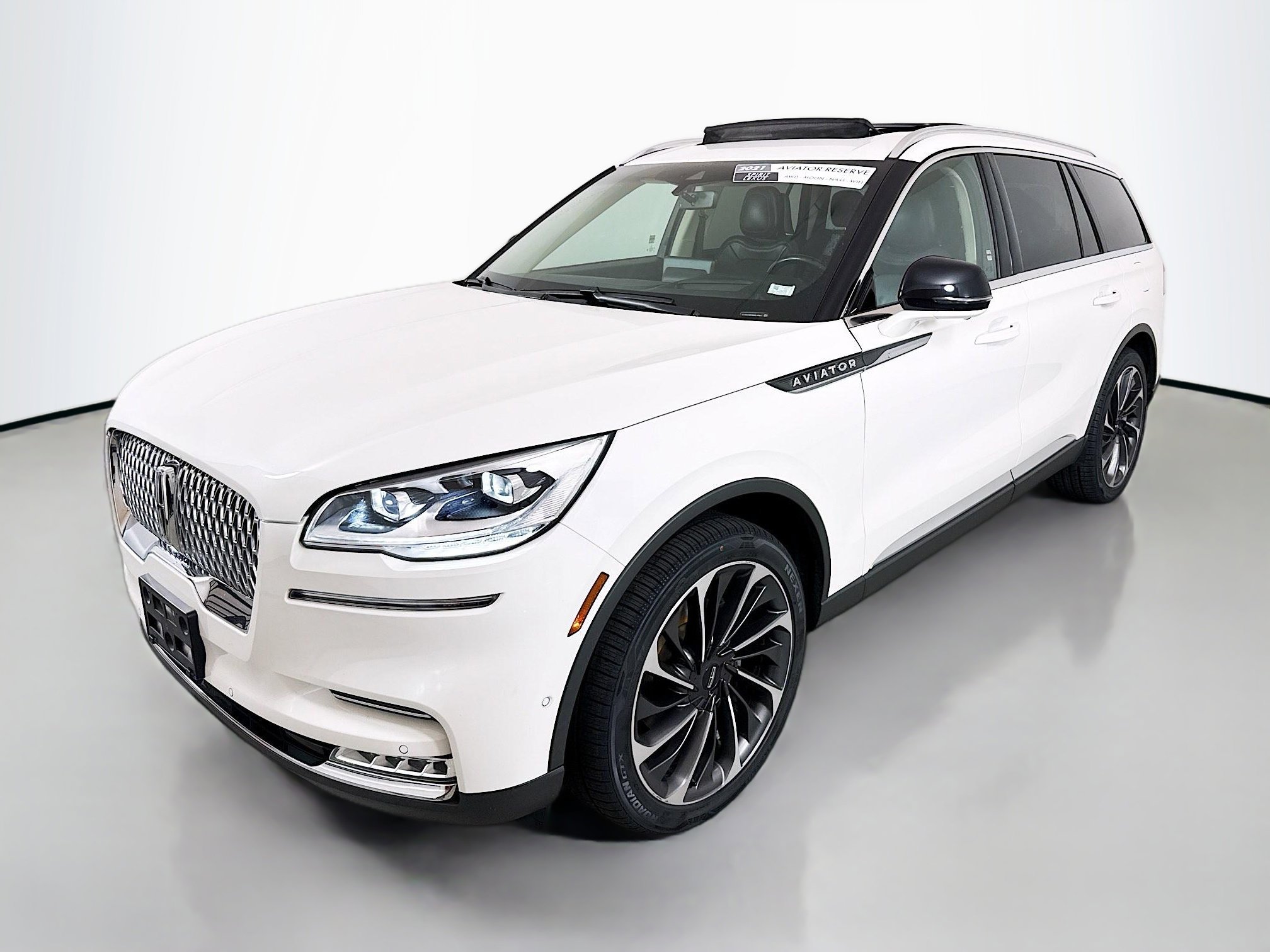 Used 2021 Lincoln Aviator Reserve w/ Equipment Group 202A image 3
