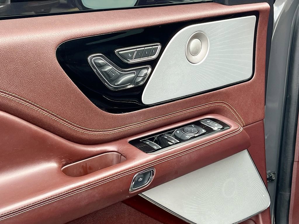 Used 2020 Lincoln Aviator Black Label w/ Dynamic Handling Package image 18