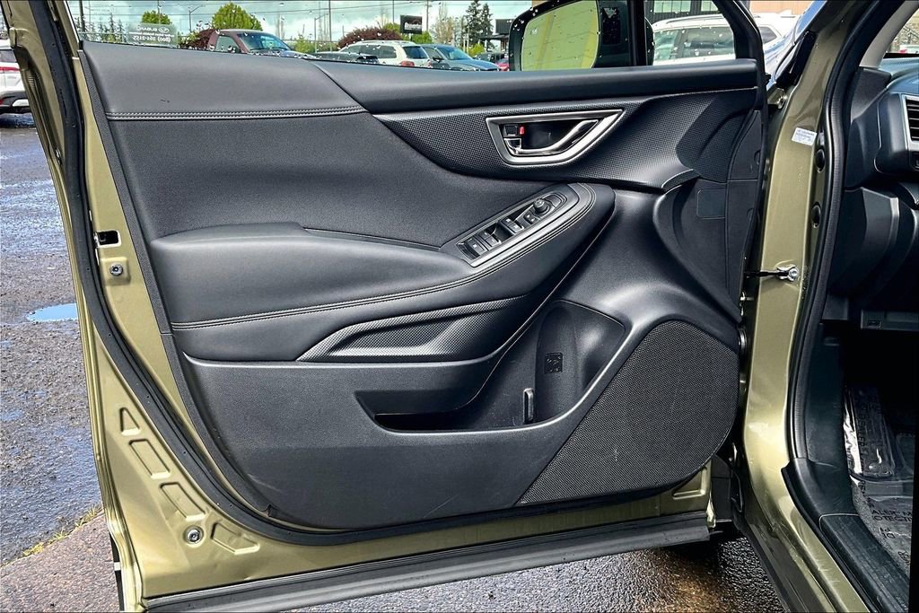 Used 2023 Subaru Forester Premium AWD/4WD image 22