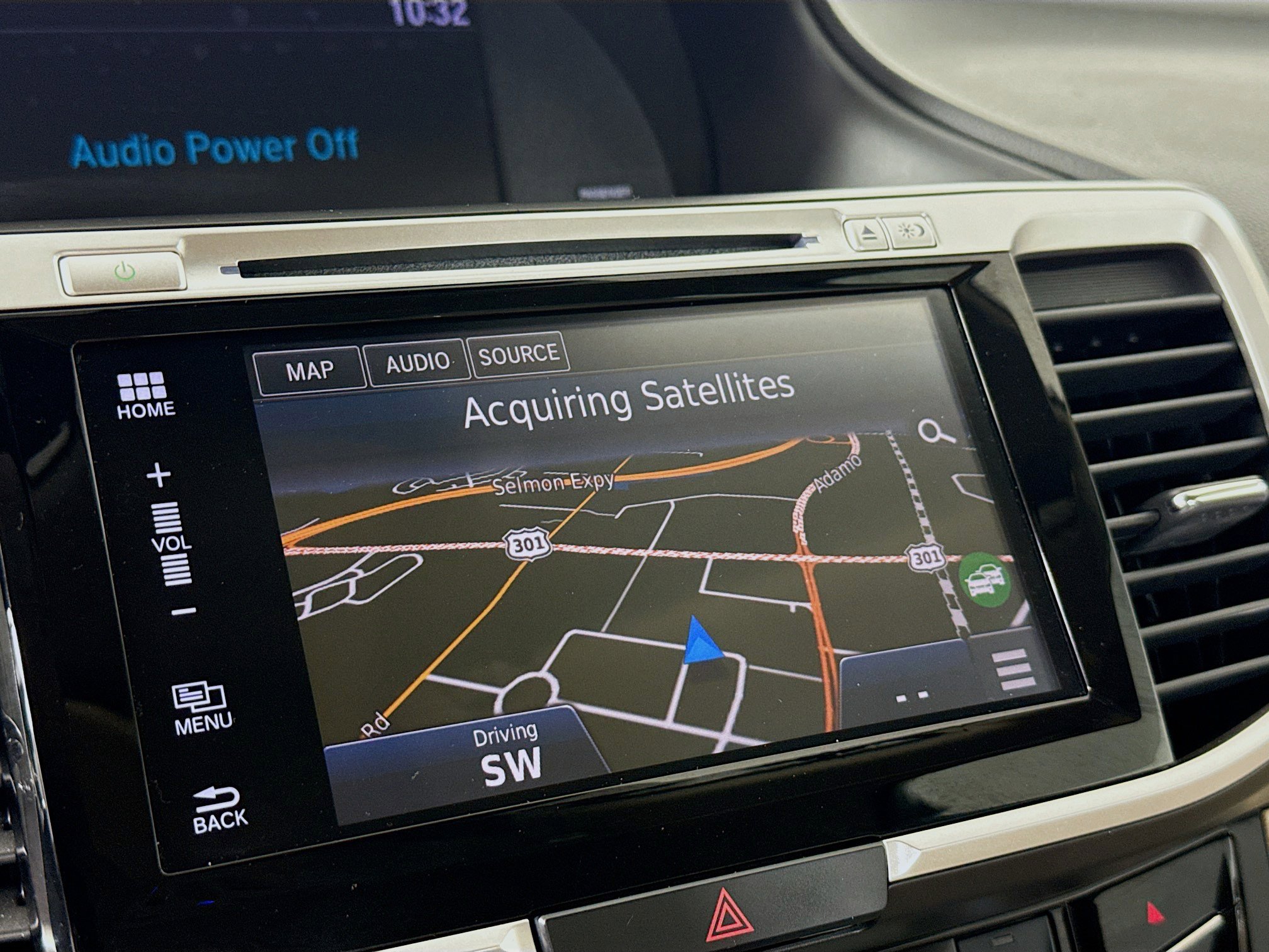 Used 2017 Honda Accord Touring image 14