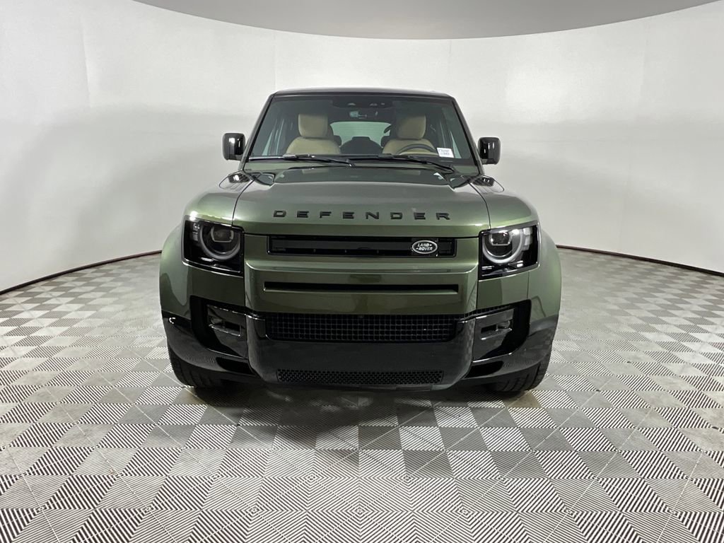 New 2026 Land Rover Defender 130 X-Dynamic SE AWD/4WD image 8
