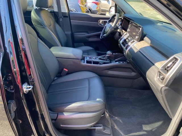 Certified 2022 Kia Sorento X-Line EX image 28