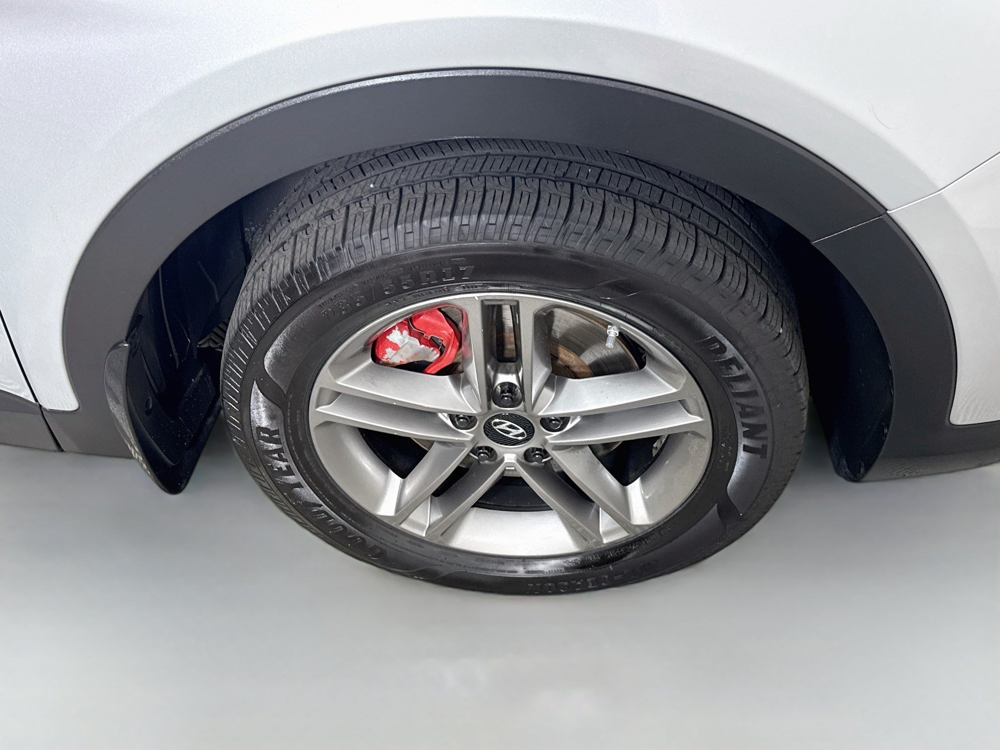 Used 2018 Hyundai Santa Fe Sport w/ 2.4L Value Package 02 FWD image 32
