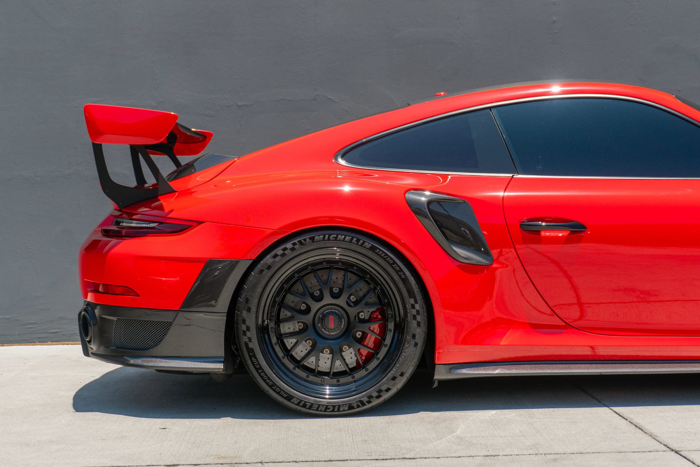 Used 2018 Porsche 911 GT2 RS RWD image 34