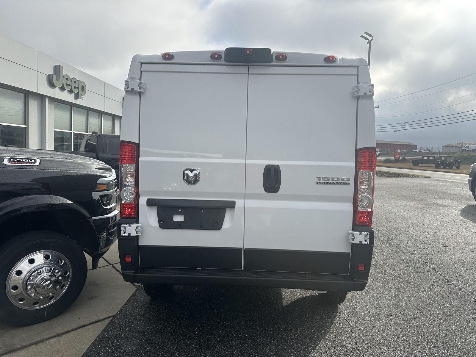 New 2026 RAM ProMaster 1500 w/ Convenience Group FWD image 9