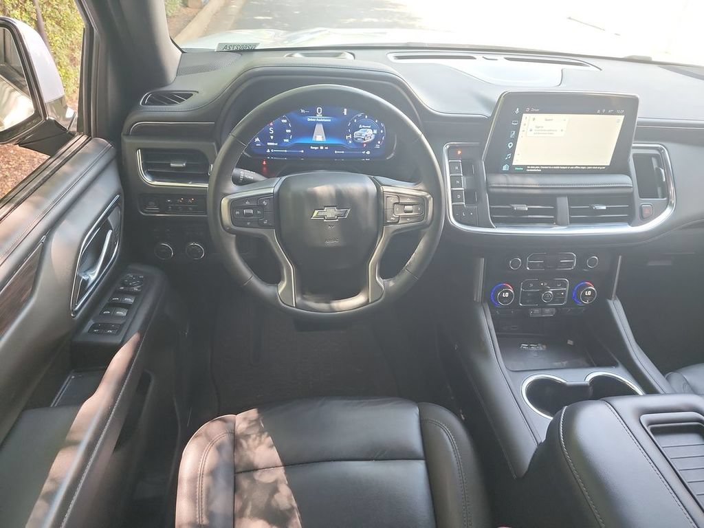 Certified 2023 Chevrolet Tahoe Z71 w/ Luxury Package AWD/4WD image 10